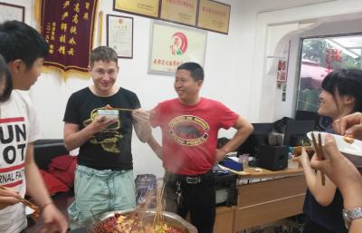 成都面食花季传媒官网下载需要多少钱