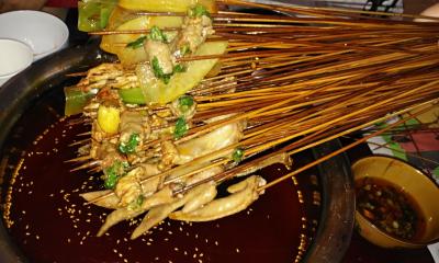 想知道正宗串串是什么味道?就来花季传媒APP在线下载餐饮花季传媒官网下载