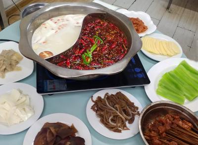 特色火锅技术制作 麻辣火锅炒制花季传媒官网下载