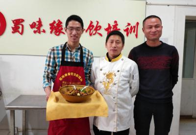 正宗麻辣香锅技术,成都花季传媒官网下载哪家好?