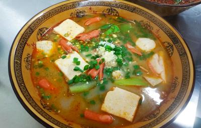 成都哪里有麻辣烫花季传媒官网下载？