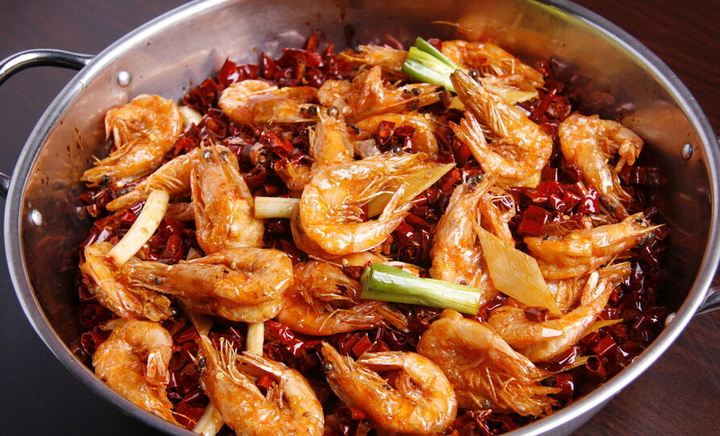 【成都干锅花季传媒官网下载】好吃到爆的干锅大虾做法