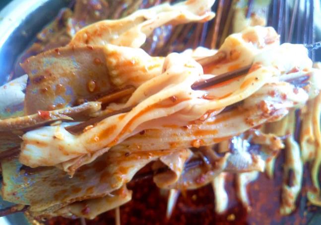 四川特色小吃，看起来很有油吃起来很香