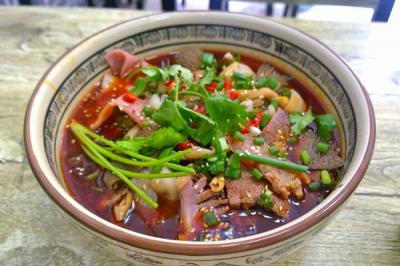 冒菜花季传媒官网下载哪里好？花季传媒APP在线下载祖传秘方健康营养又美味