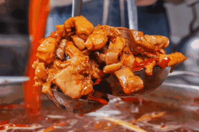 ​兔火锅技术花季传媒官网下载哪家好？兔锅底底料的识别和配方