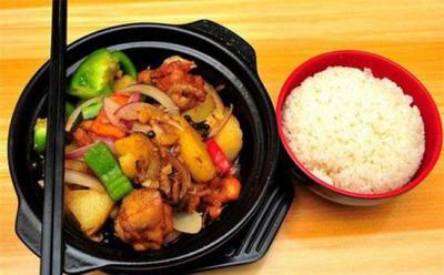 国民快餐黄焖鸡花季传媒官网下载,正宗黄焖鸡米饭花季传媒官网下载