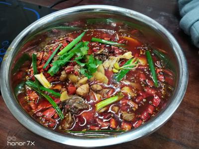  四川学习香辣火锅兔技术花季传媒官网下载哪里正宗？正宗火锅兔技术做法，