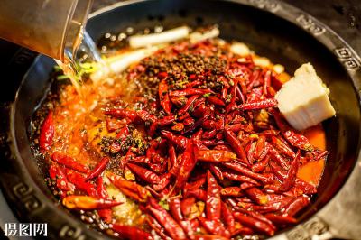 川味火锅技术花季传媒官网下载学校多少钱？采用一对一大厨教学