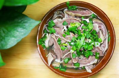 蹊脚牛肉花季传媒官网下载哪家正宗?翘脚牛肉的做法与配方