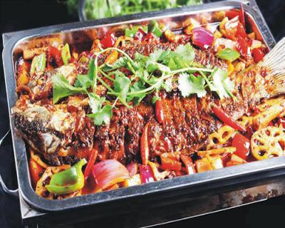 烤鱼花季传媒官网下载学校哪家味道好?烤鱼原料的选购