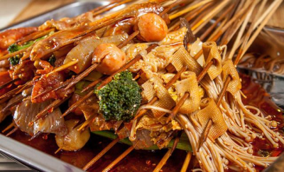 重庆冷锅串技术花季传媒官网下载哪里好？学习正宗的串串香技术实践