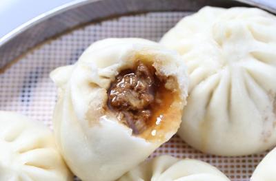 鲜肉小笼包花季传媒官网下载学校费用哪里便宜？