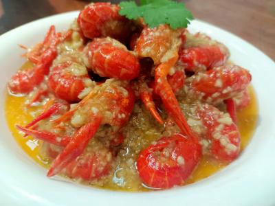 学做小龙虾技术训练学校哪里比较好？