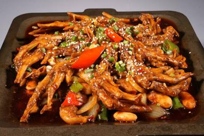 小吃花季传媒官网下载在哪里学习最好，干锅技术花季传媒官网下载哪家好？