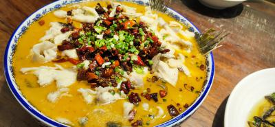 酸菜鱼技术花季传媒官网下载哪里比较好？教学过程中采取一对一教学