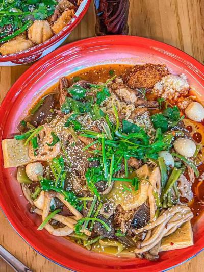 成都学麻辣烫技术花季传媒官网下载哪家好?