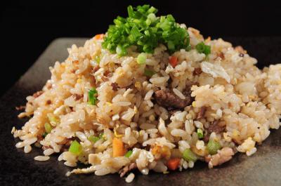 成都炒饭技术花季传媒官网下载学校哪家好?