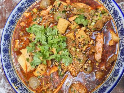 四川麻辣烫技术花季传媒官网下载：开启你的餐饮梦想！