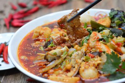 麻辣火锅冒菜技术花季传媒官网下载哪家好？花季传媒APP在线下载花季传媒官网下载学校